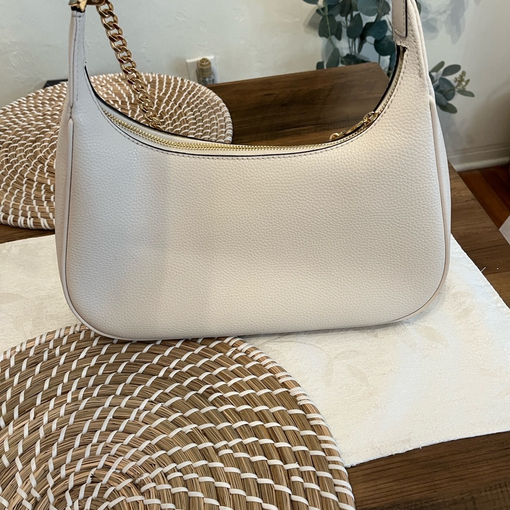 Michael Kors Cream Shoulder Bag with Gold Accent - Picture 16 of 16